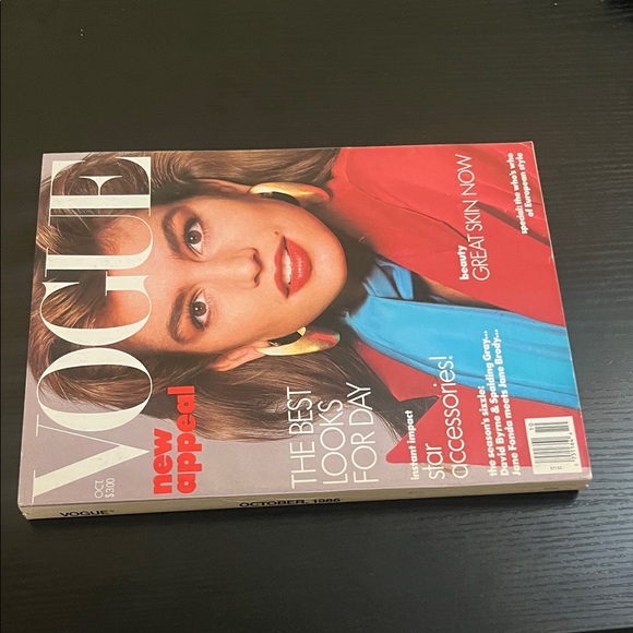 Vogue Magazine - October, 1986 - Cindy Crawford - Picture 3 of 5